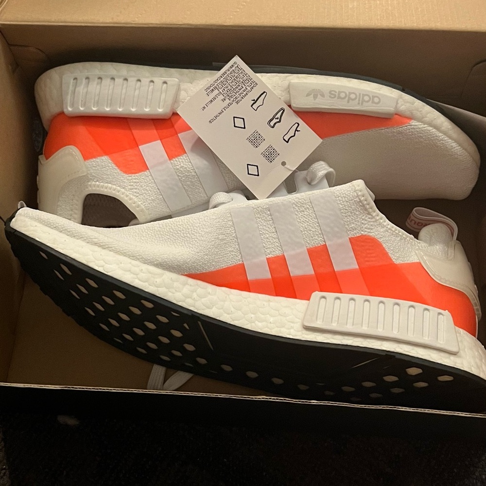 NMD r1 Size 11